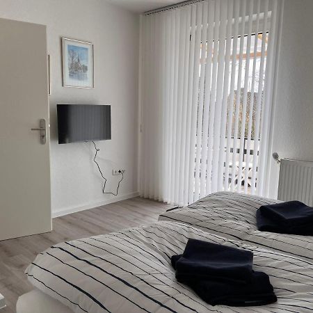 Grosszuegige 3 Zkb Mit 80M² Wilhelmshaven Exterior foto