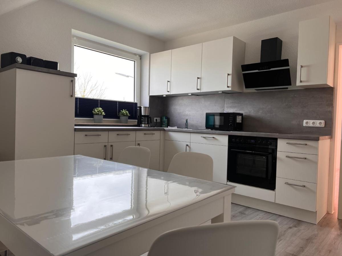 Grosszuegige 3 Zkb Mit 80M² Wilhelmshaven Exterior foto